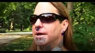 KETTŐNÉGY - Devildriver - Budapest 2009 (Dez Fafara interview) + Kapcsoljuk Janó Misit!