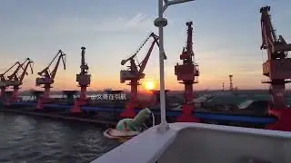 欧赛美德轮进港记录#船舶 #港口码头 #引航员 #国际海员