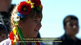 Ukraine needs YOUR help today! Become a Ukrainian Helper