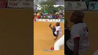 FUNNY FOOTBALL MOMENTS 🤣