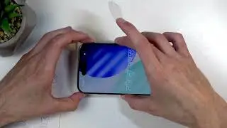 How do I apply a tempered glass screen protector to the iPhone 17 Air?