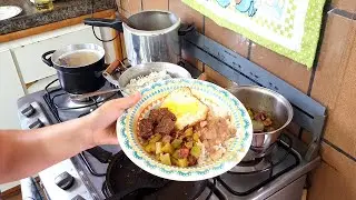 Fazendo almoço chuchu com linguiça e calabresa