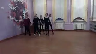 Танец ,,Месяц дружок“