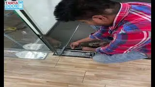 Discover Floor spring replacement in Singapore | Spring repair