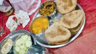 Radha Krishna bhog arti.