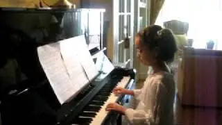 Laura - Bach Minuet G Minor / Diabelli Sonatina 1st Mv.