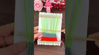 DIY Mini Loom Weaving 🧶 | Easy Yarn Craft for Kids & Beginners | Colorful Handmade Art | #Shorts