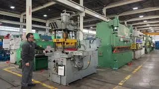 At Auction: HULL 75 TON TRANSFER MOLDING PRESS WITH SHUTTLE TABLE