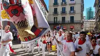Sanfermines Pamplona 2022 Peñas en la calle Estafeta