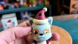 Chase Holiday Janky Superplastic Vinyl Figure Review