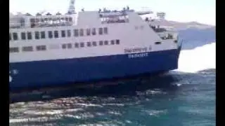 KARABIA STO LIMANI MYKONOY apo &Mu;&Iota;&Chi;&Alpha;&Lambda;&Eta; &Chi;&Alpha;&Nu;&Iota;&Omega;&Tau;&Eta;
