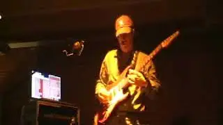 Little Wing Jimi Hendrix SRV cover James Graff solo one man band/orchestra Wildes EU lead guitar