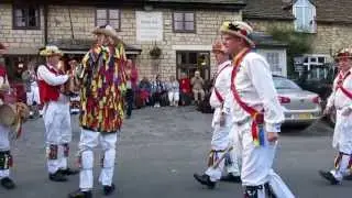 Gloucestershire Morris, dancing at The George At Newmarket