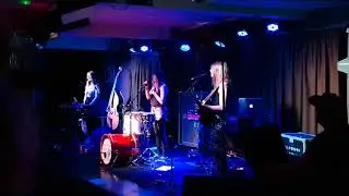 Wildwood Kin - The Valley  @ Nell's Jazz and Blues - 01-06-2018 - 4K
