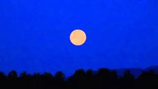 Super Moon - Time Lapse