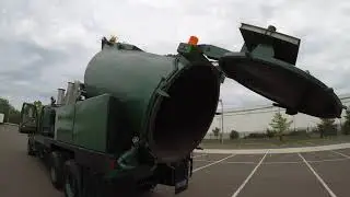 4K Review 2002 Sterling Vac-Con Sewer Vacuum Truck Excavator Virtual Test-Drive & Walk-around