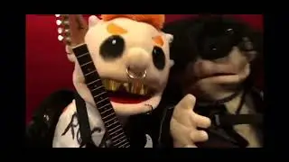 Lizard Gutz - CODY&rsquo;S MOM IS A FAT PIG (Unofficial SML Music Video)