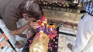 Episode 4 | Exploring प्रसिद्ध Temple's of  Lucknow |Ancient Shiva Temple Vlog| #MankameshwarTemple 