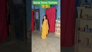 Sona Sona Soniye 🥰🥰 #bollywood #love #viral #shorts #shortsfeed  #dance #youtubeshorts#trending #son