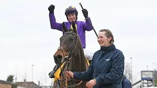 PHILIP HOBBS hits 3000 winners as ZANZA strikes in Denman Chase