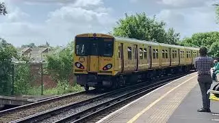 Trains at Bootle New Strand