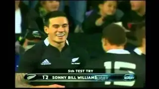 Aaron Cruden Take the line.