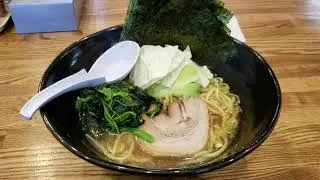 松本市　元町　万咲　ラーメン