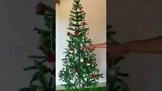 Setting up my Christmas tree ❄️| Christmas tree decoration Ideas 😱| home decor #shorts #christmas