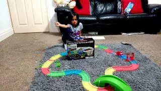 Magic Tracks Toy Cars Unboxing | AS SEEN ON TV Glow in the Dark Police Car Racing Car