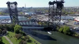 South Branch Chicago River, Ping Tom Park, Vertical Lift & Bascule Bridges - Drone Flight