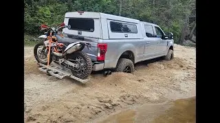 1050 ft/lbs of torque stuck in sand (6.7 powerstroke tuned and deleted)