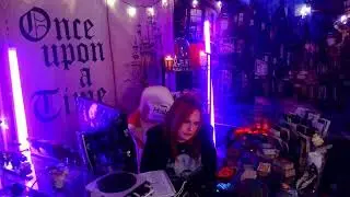 Live Free Tarot Readings and chill!!!!!