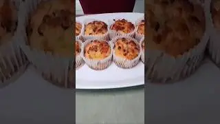 Keto Chocolate Chip Muffins Anyone Can Make! Low Carb & Gluten-Free
