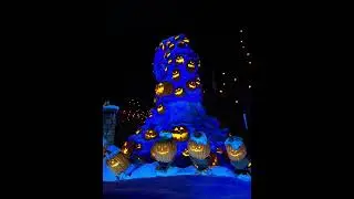 Halloween Time at Disneyland #halloween #disney #shortsfeed #disneyhalloweentime