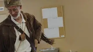 Ken Valles comparing Mountain man weapons - flintlock