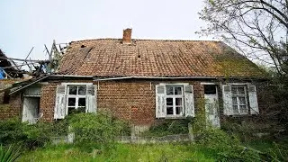 ABANDONED House Decaying In The Countryside