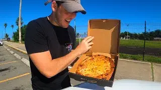 The BEST Pizza In Puerto Rico Is In A Gas Station? 🇵🇷