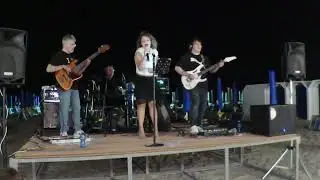 Tra passione e lacrime  by AMAMI EMMA LIVE COVER BAND