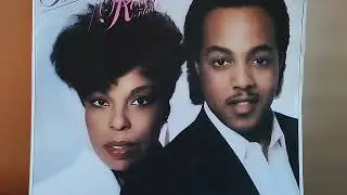 Born To Love - Peabo Bryson & Roberta Flack (vinyl sound)