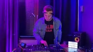 Tommy - On Air