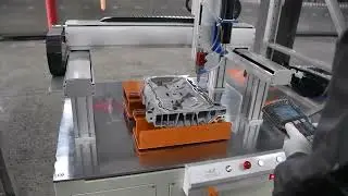 Этапы производства двигателей PRO-Motors. Нанесение герметика.