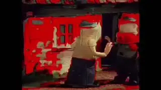 pat i mat jabłko ale mat ma czerwony sweter
