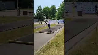 когда ведущего пригласили поиграть в городки