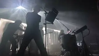 The Limi&ntilde;anas performing Salvation / Shadow People