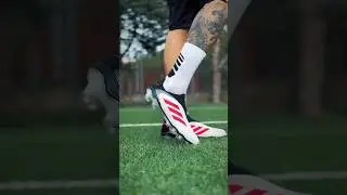 Would you try laceless Copa Pure III? 🤔 #bootsclub #footballboots #adidascopa #adidasfootball