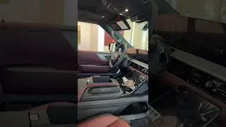 2025 INFINITI QX80 Interior View | Red Noland INFINITI