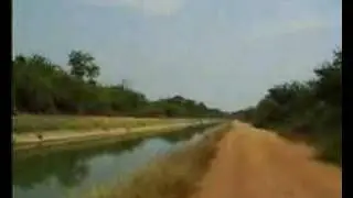 the road to wat thong sae