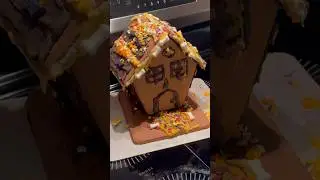 Chocolate Cookie Halloween House #shorts #shortvideo #shortsfeed #craft #mom #traderjoes #motivation