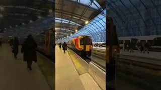 Thursday Evening Delayed Trains At London Waterloo Station England UK 🇬🇧