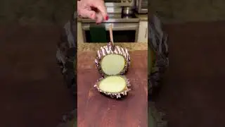 Maker Food - Chocolate Cookie Overload Caramel Apple 😍🍏🍫🍪 #apple #chocolate